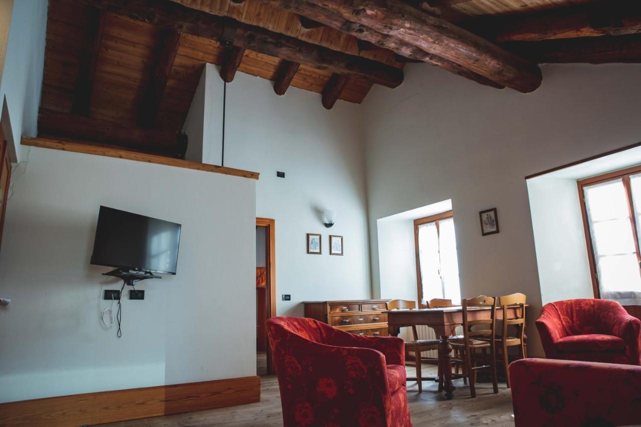 Hotel La Villa Della Regina Gressoney-la-Trinité Extérieur photo