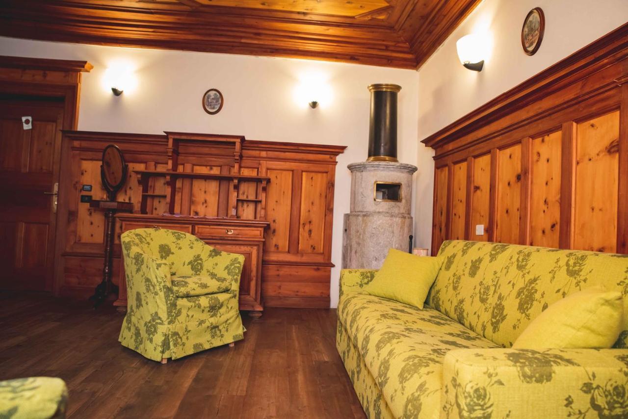Hotel La Villa Della Regina Gressoney-la-Trinité Extérieur photo