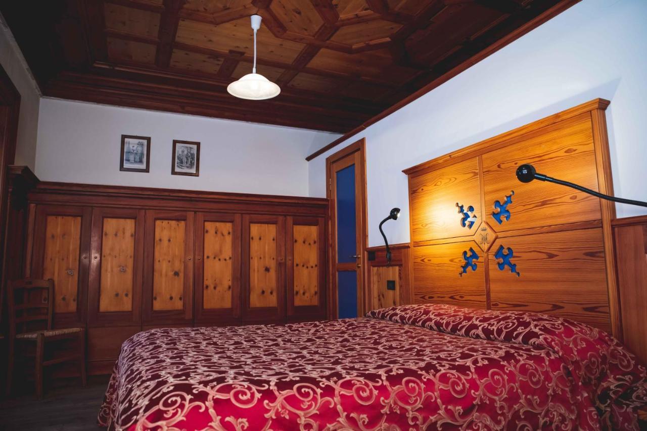 Hotel La Villa Della Regina Gressoney-la-Trinité Extérieur photo