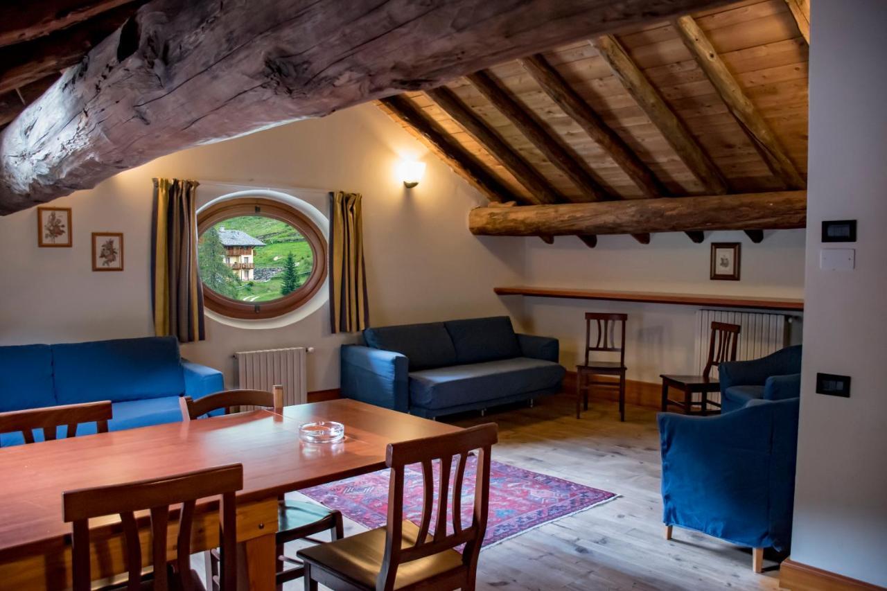 Hotel La Villa Della Regina Gressoney-la-Trinité Extérieur photo